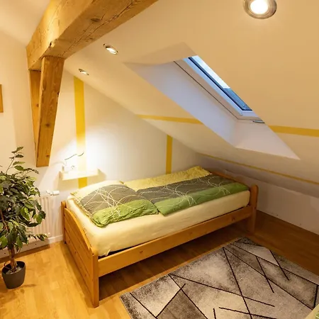 Froschkoenig Mit Sauna & Bergblick, Self-check-in, Wlan, Parkplatz, Zentrumsnah * Nesselwang